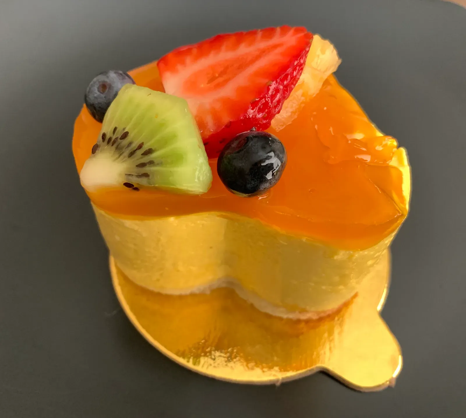 The Pre-Cut Produce and Convenience Food Zone: Paying for Someone Else's Labor (Image Credits: Wikimedia)