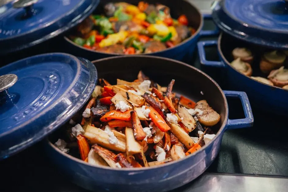 Slow-cooked pot roast and stew (Image Credits: Pexels)