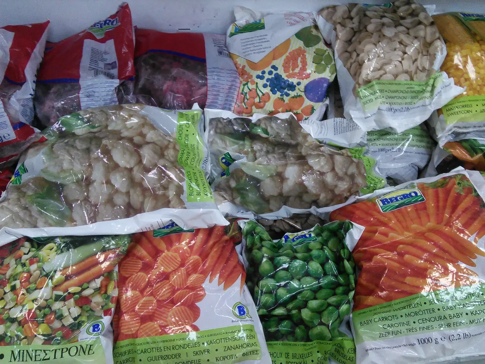 5. Frozen Vegetables: Fresh Nutrition, Freezer Prices (By Flixtey, CC BY-SA 4.0)