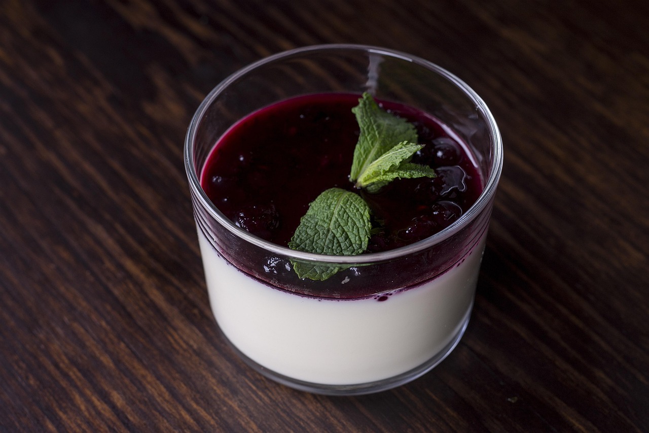Cheesecake Dreams: Creamy Indulgence Without the Complexity (image credits: pixabay)