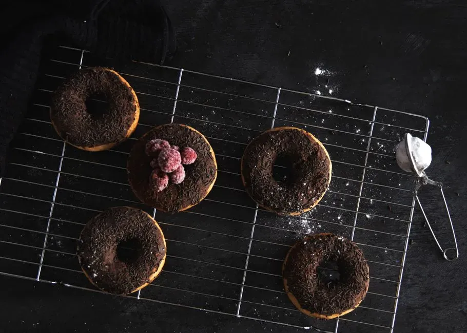 1. Donuts from Canned Biscuit Dough (Image Credits: Pexels)