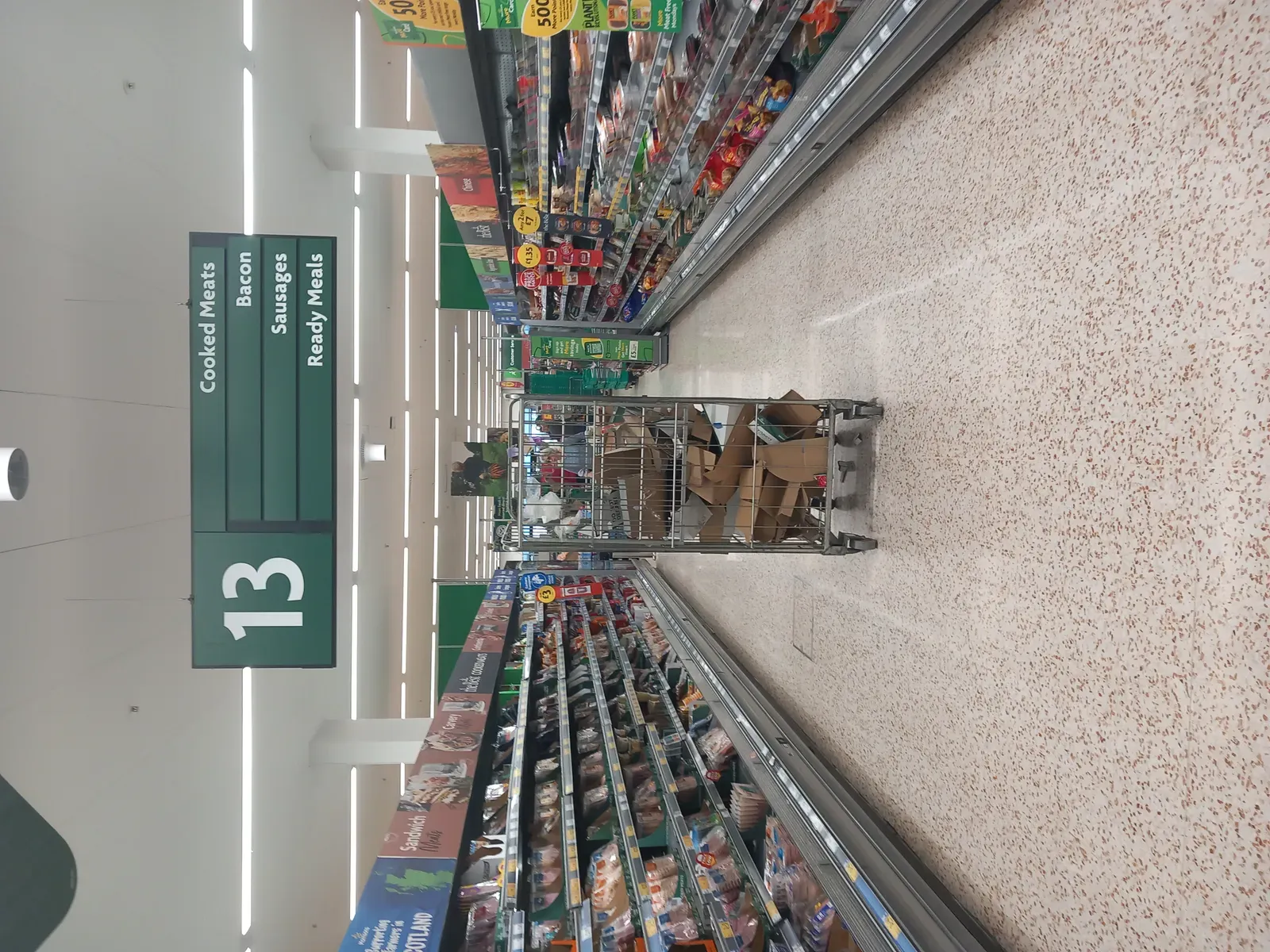 Return Fraud Has Become a Billion-Dollar Criminal Enterprise (Image Credits: Wikimedia)