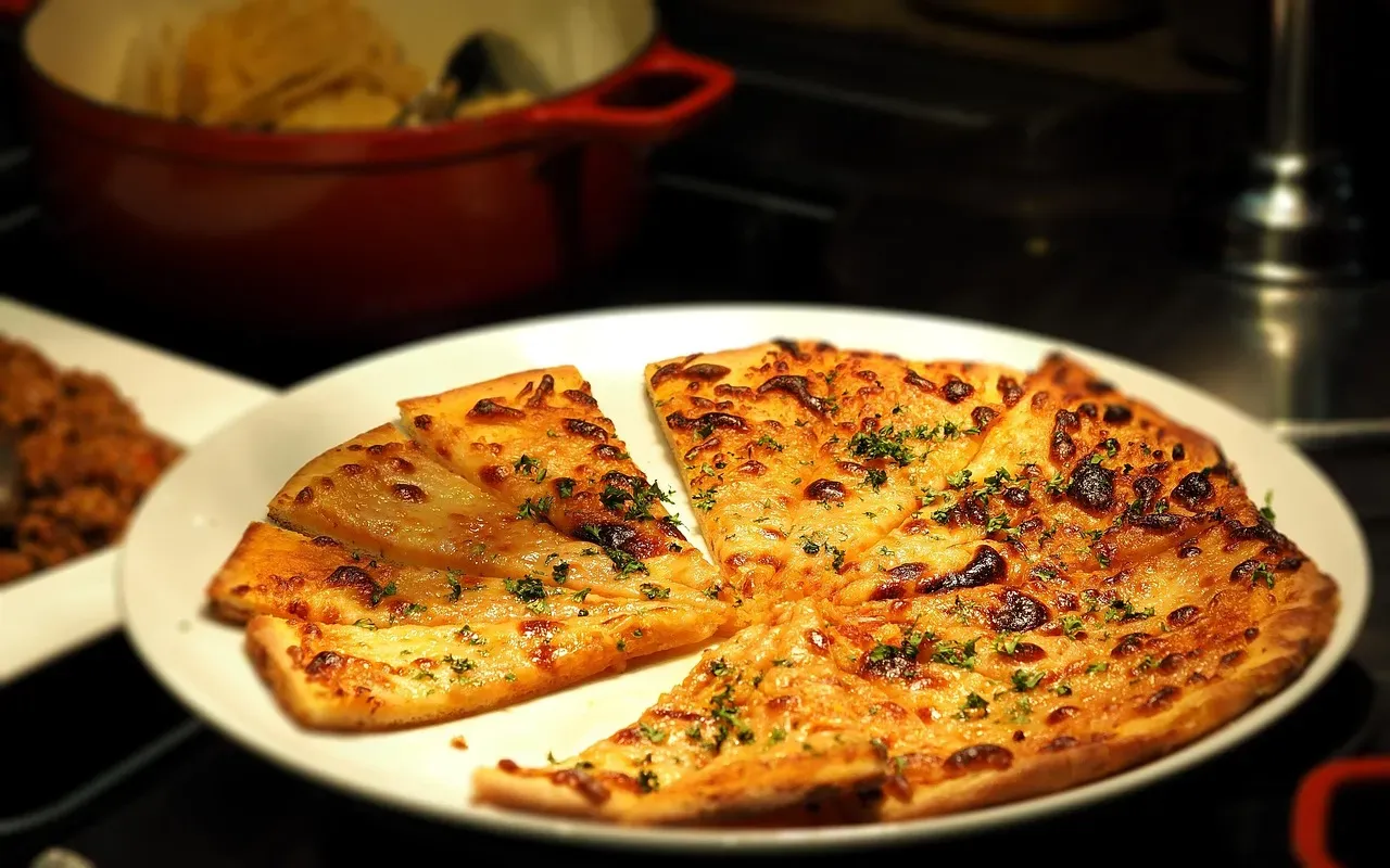 The Pizza Buffet Collapse (Image Credits: Pixabay)