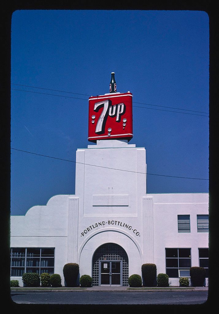 Seven Up Bar: The Original Candy Variety Pack (Image Credits: Flickr)