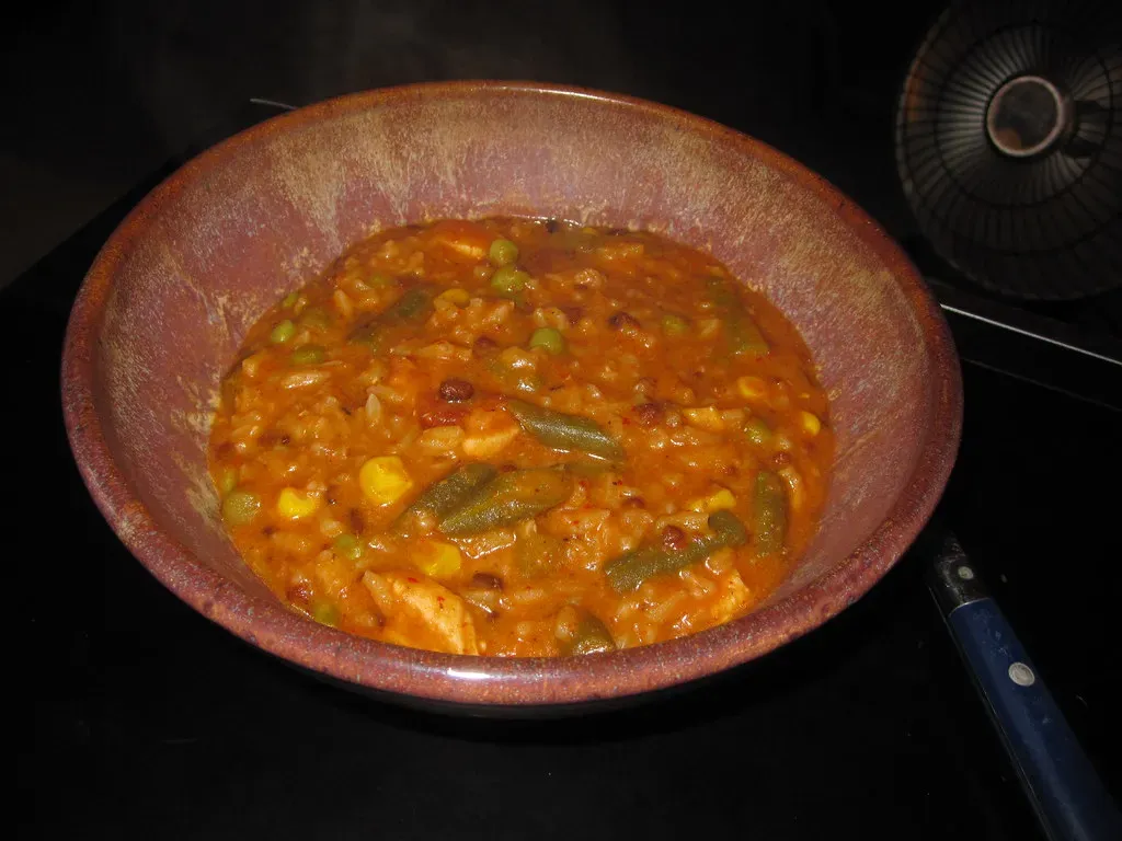 7. Red Lentil Curry - Bold Flavor, Tiny Price Tag (Tobyotter, Flickr, CC BY 2.0)