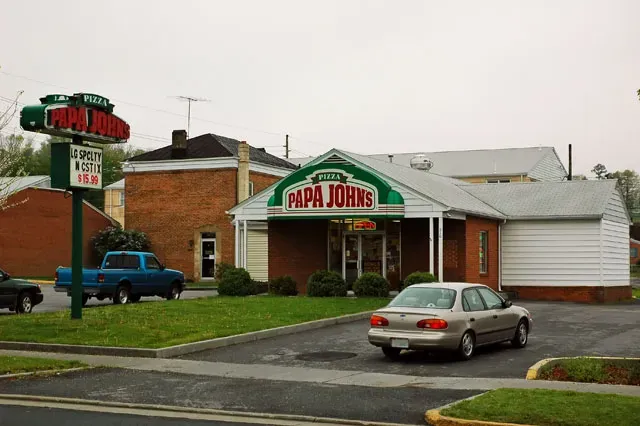 8. Papa John's: Pizza Problems That Won't Quit (Photo by user fatLouie [sic], CC BY-SA 2.5)