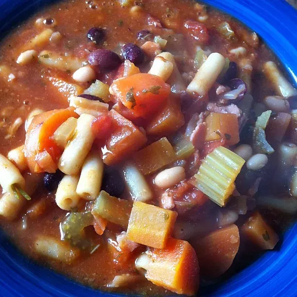 5. Pasta e Fagioli - Italian Comfort on a Shoestring (Podknox, Flickr, CC BY 2.0)