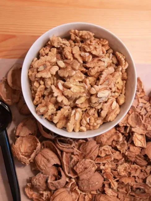 4. Walnuts: Tiny Nuts with a Big Cardiovascular Impact (Image Credits: Pexels)