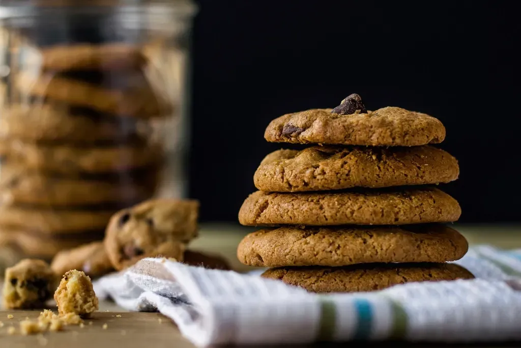 Homemade Chocolate Chip Cookies (Image Credits: Rawpixel)