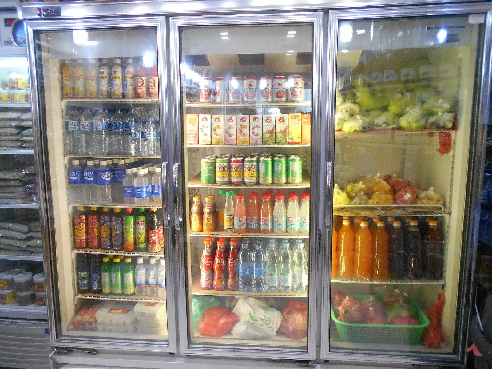 12. Packaged Drinks and Powdered Mixes: Diluted Value (By Firzafp, CC BY-SA 4.0)