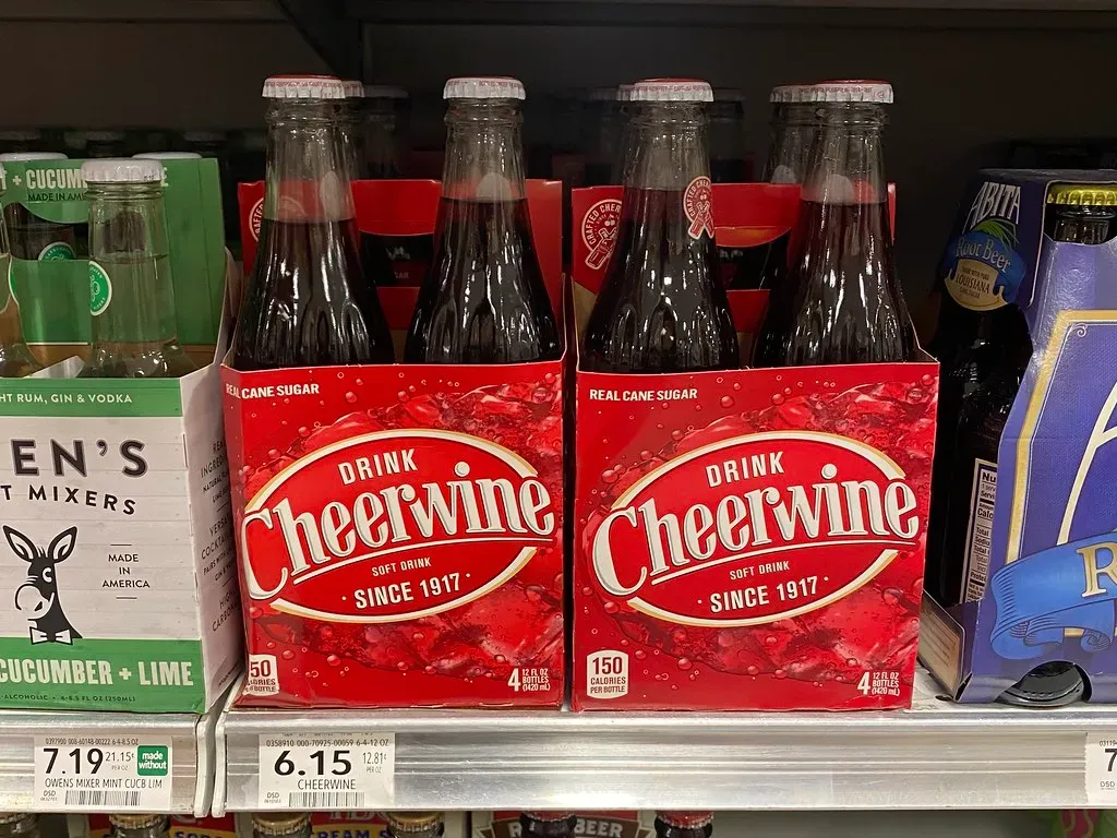 1. Cheerwine &ndash; The Cherry King of the Carolinas (Phillip Pessar, Flickr, CC BY 2.0)