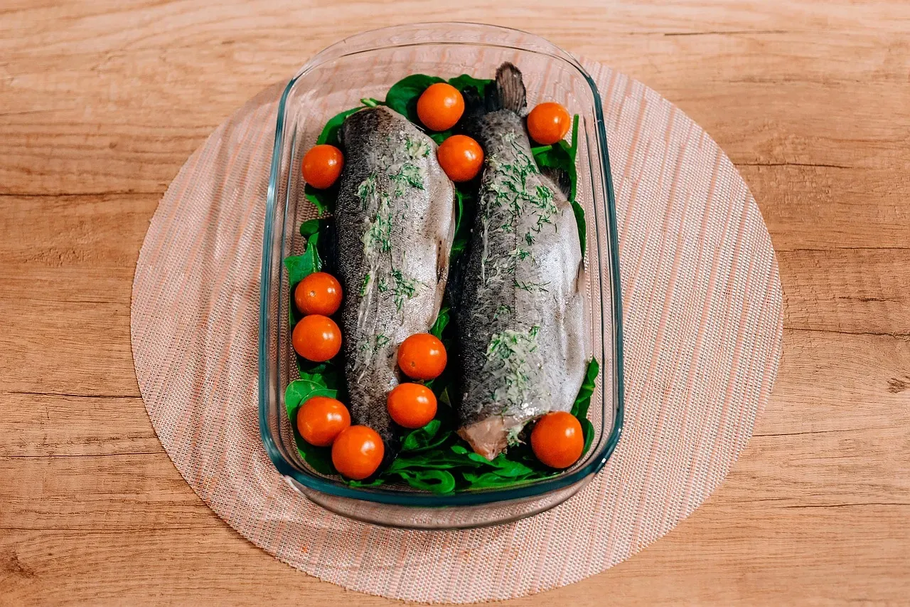 2. The Daily Fish Special - A Freshness Gamble You Might Lose (Image Credits: Pixabay)