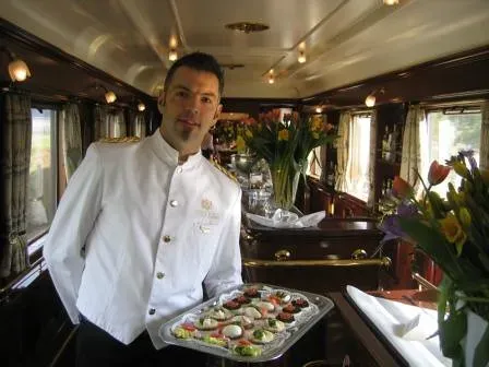 High-End Buffets Thriving in Vegas (Image Credits: Flickr)