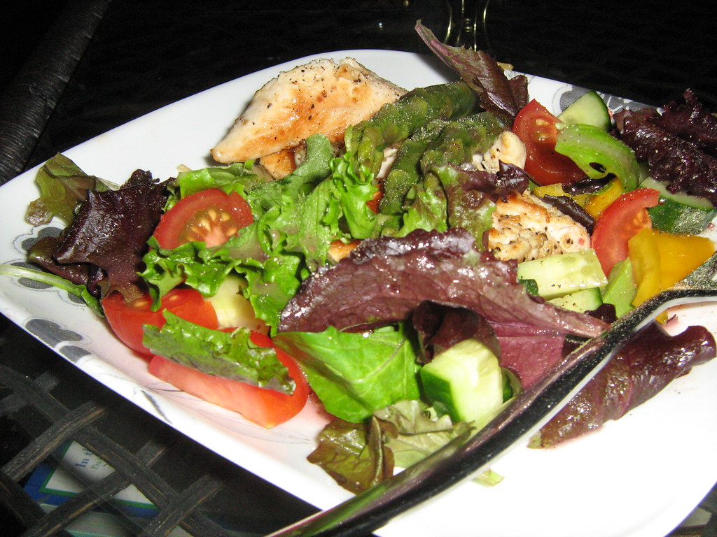 Boost Dinner with Strategic Vegetable Additions (image credits: flickr)