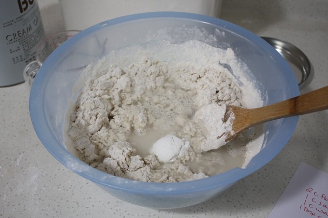 Control Your Mixing Time and Technique (image credits: flickr)