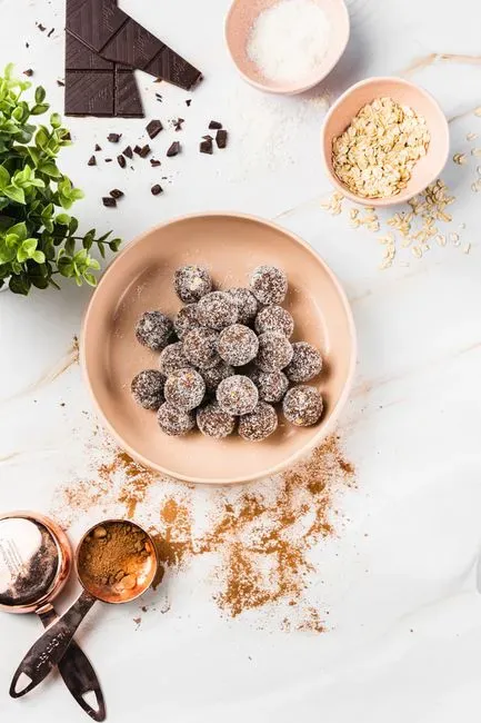 Energy bites for a quick morning boost (Image Credits: Pexels)