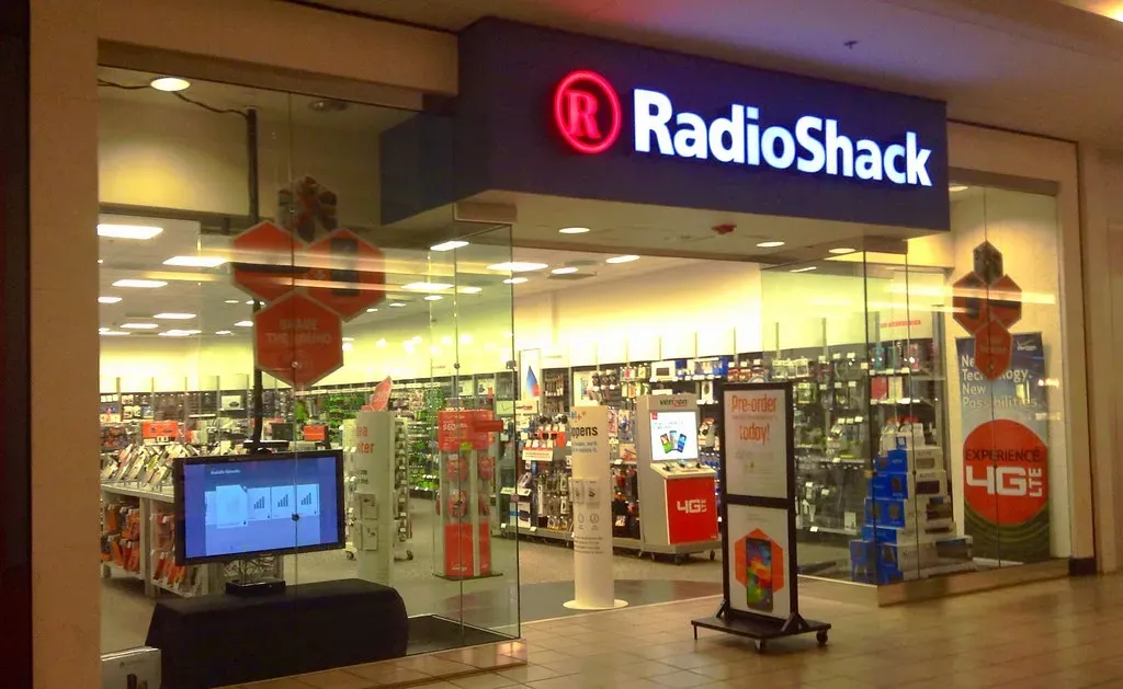 4. RadioShack: From Gadget Heaven to Ghostly Brand (Image Credits: Flickr)