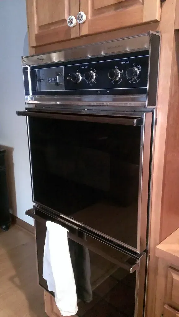 8. Running the Oven When Completely Empty (HomeSpot HQ, Flickr, CC BY 2.0)