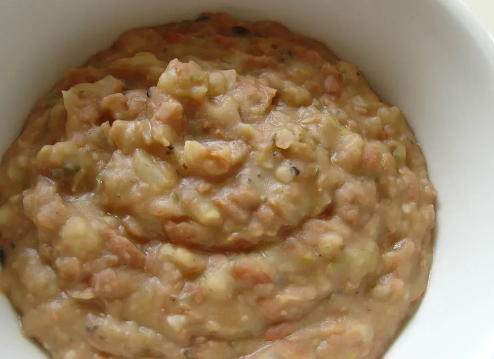 1. The Beans Are Not What You Picture (By Drywontonmee at English Wikipedia, CC BY 2.5)