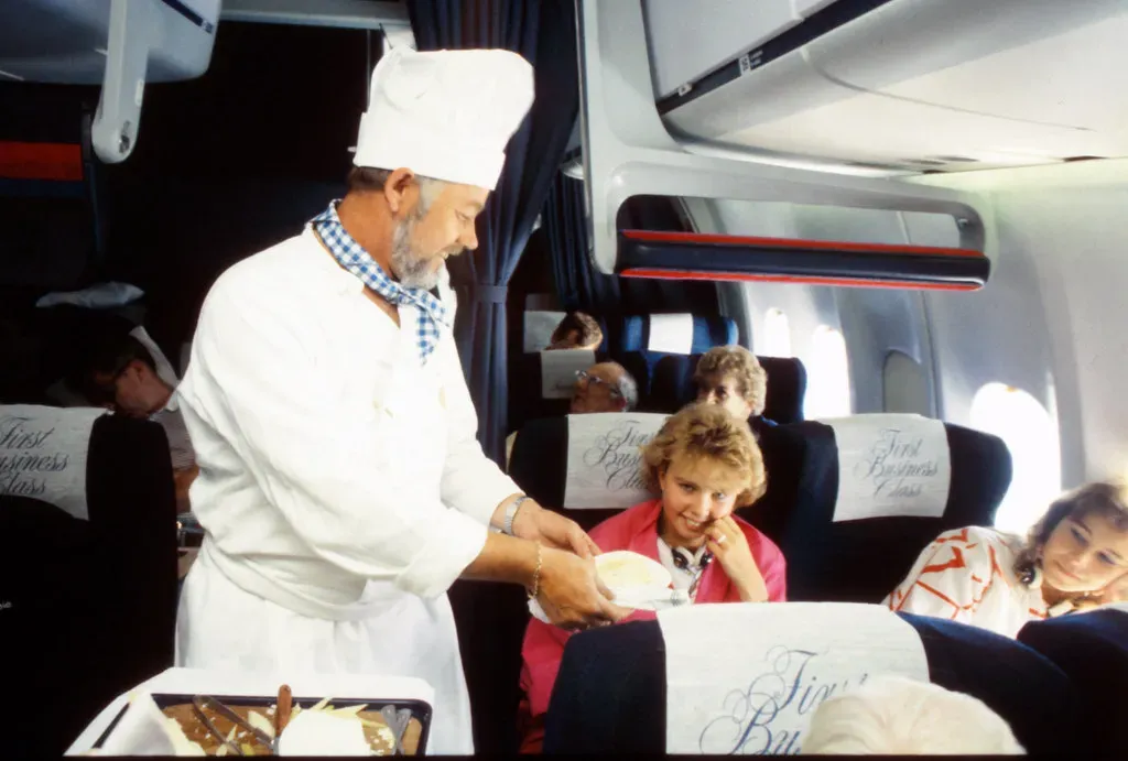 Onboard Chefs Carving Fresh Turkey Tableside (Image Credits: Flickr)