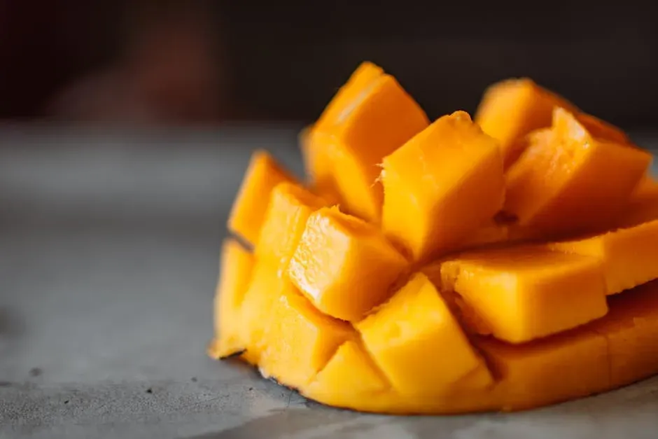 1. Mango - The Tropical Trap (Image Credits: Pexels)