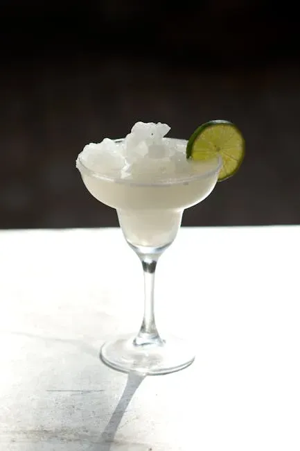 3. The Frozen Margarita: Pretty Slush, Ugly Price Tag (Image Credits: Pexels)