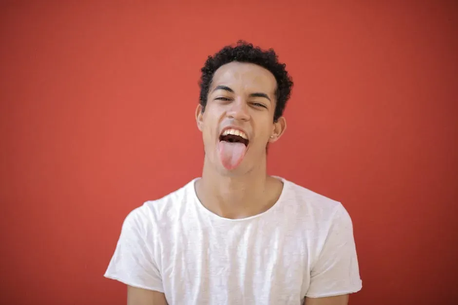 6. A Swollen or Sore Tongue (Glossitis) (Image Credits: Pexels)