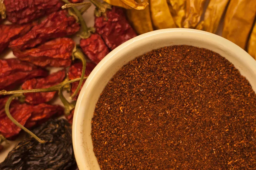 Chili Powder: The Blend That Becomes Bland (Image Credits: Flickr)