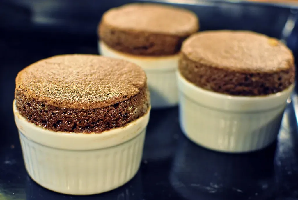 8. The Souffl&eacute;: The Most Dramatic Comeback in Fine Dining (Image Credits: Flickr)