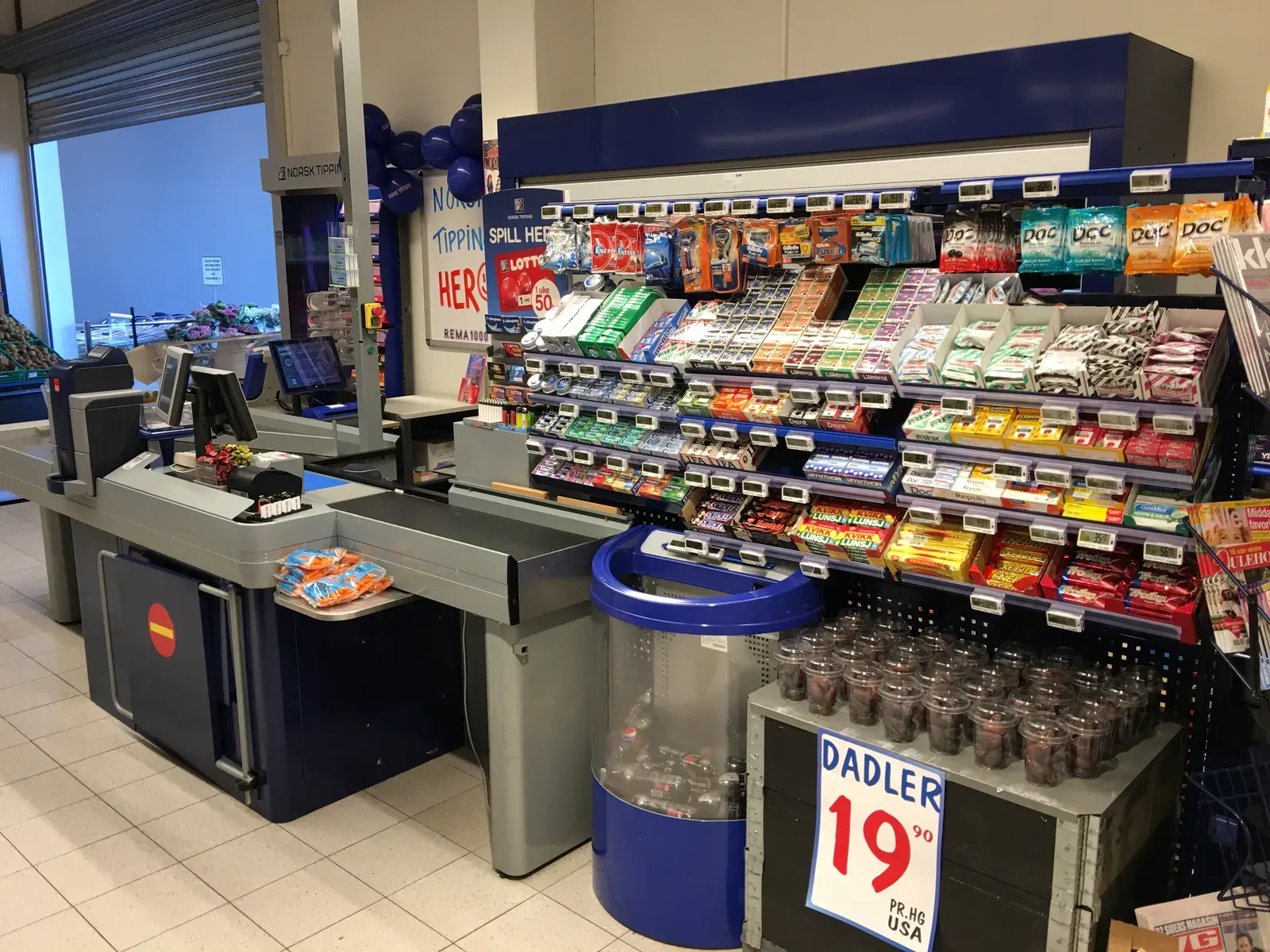 Impulse Buys at Checkout: The Final Ambush (Image Credits: Wikimedia)