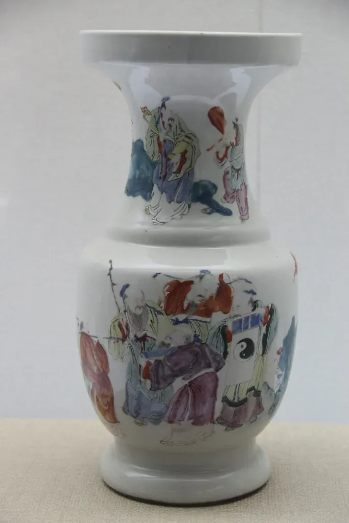 1. Qing Dynasty Imperial Porcelain Sets (Image Credits: Flickr)