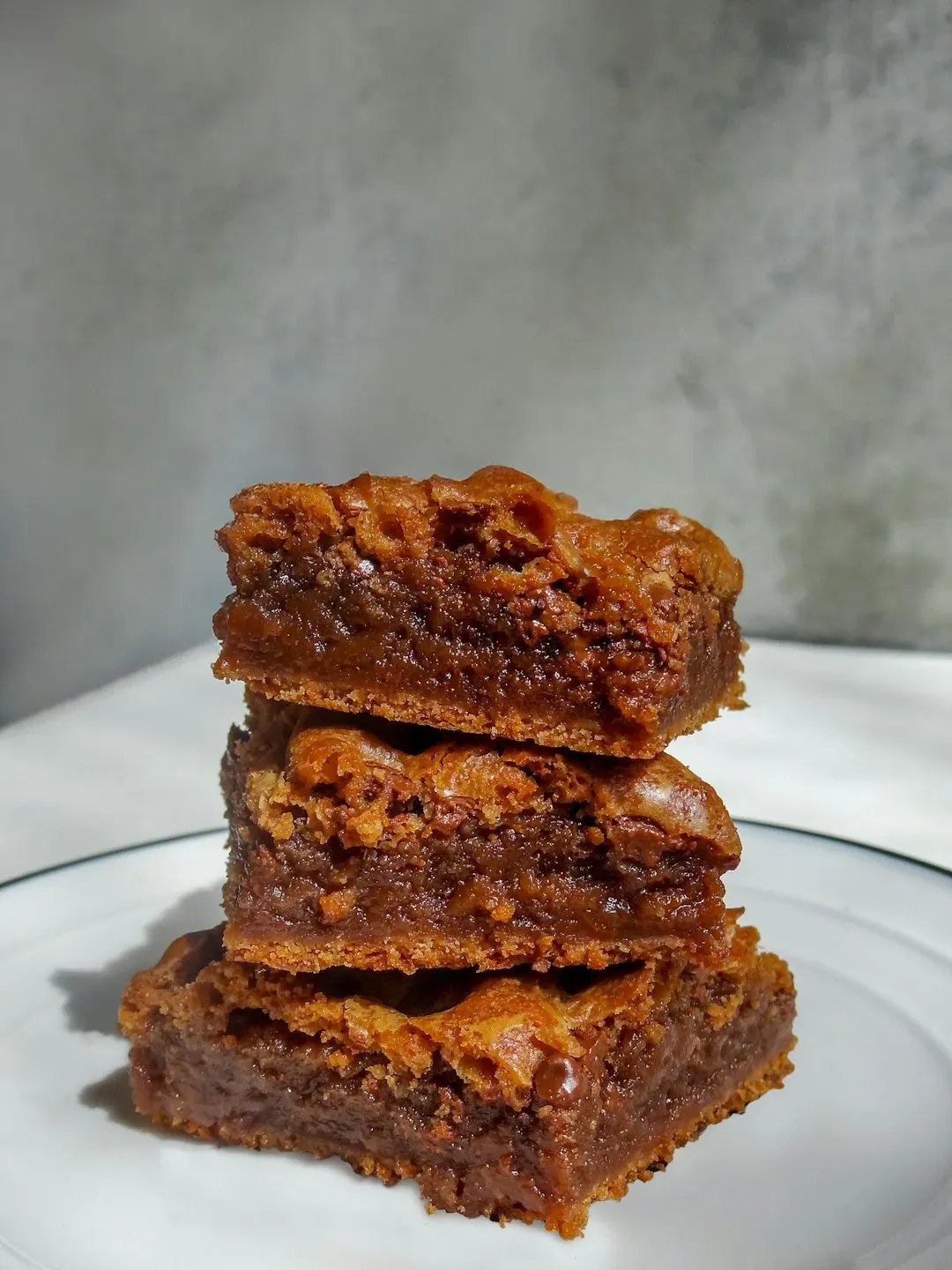 Chewy one-bowl blondies (Image Credits: Unsplash)
