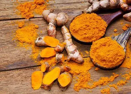 4. Turmeric: Curcumin's Immune-Modulating Magic (Image Credits: Flickr)