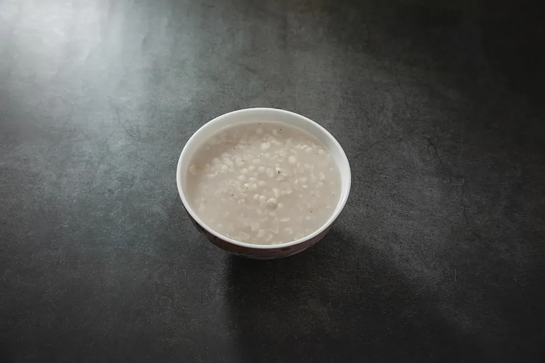 10. Powdered Milk: Long-Life Nutrition in a Bag (Image Credits: Unsplash)