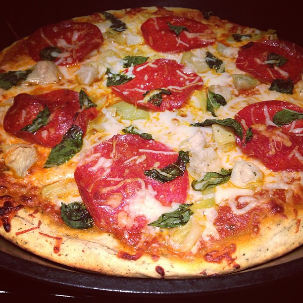 Pizza Stone Alternative (image credits: flickr)
