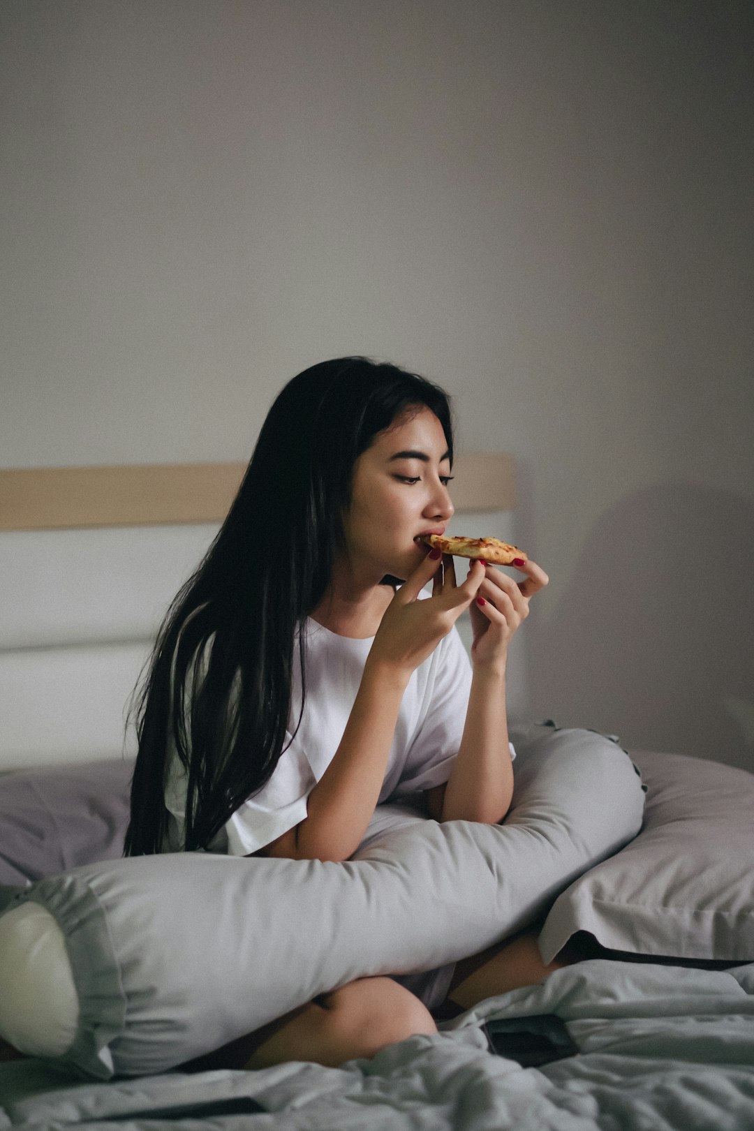 Emotional Eating - The Comfort Food Trap (image credits: unsplash)