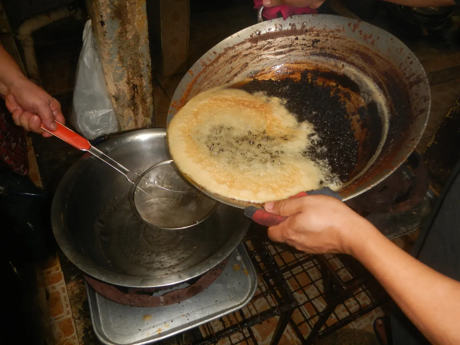 1. Cooking Grease and Fats (Image Credits: Wikimedia)