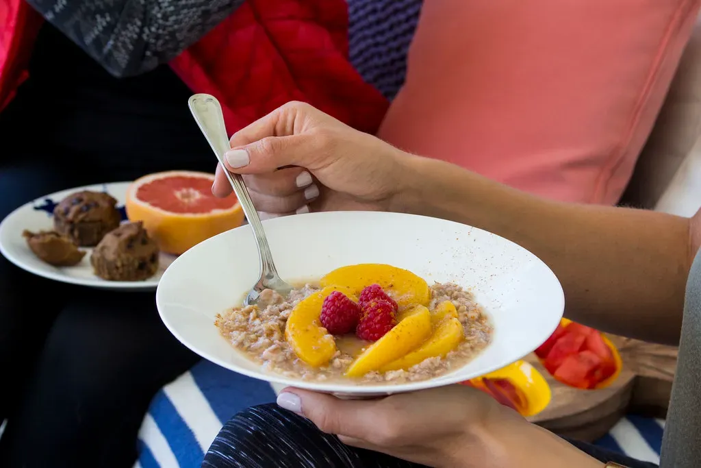 Rule 5: Don't Starve Yourself Before You Go (ella.o, Flickr, CC BY 2.0)