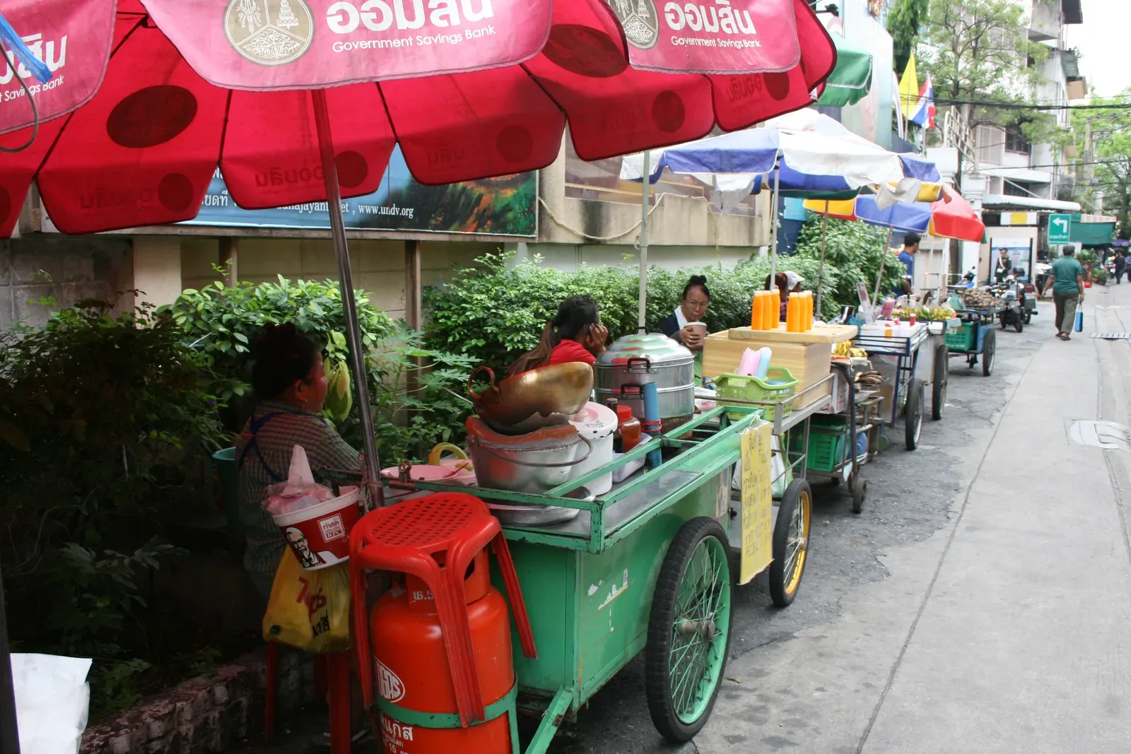Thailand: Where Street Vendors Set the Standard (Image Credits: Wikimedia)