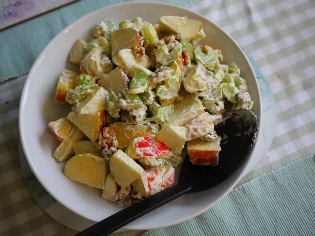 10. The Waldorf Salad Was Created for a Charity Ball - Without Walnuts (Smabs Sputzer (1956-2017), Flickr, CC BY 2.0)
