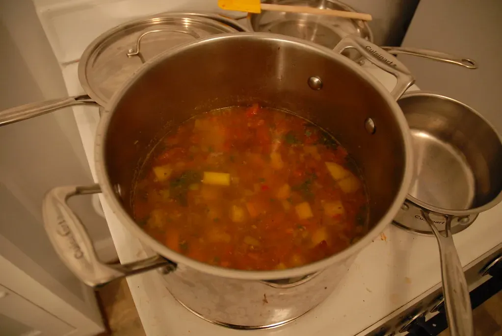 5. A Well-Worn Stockpot - For Broths That Take All Day (adpowers, Flickr, CC BY 2.0)