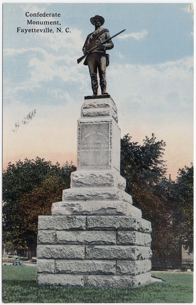 Confederate Monuments Keep Coming Down (image credits: flickr)