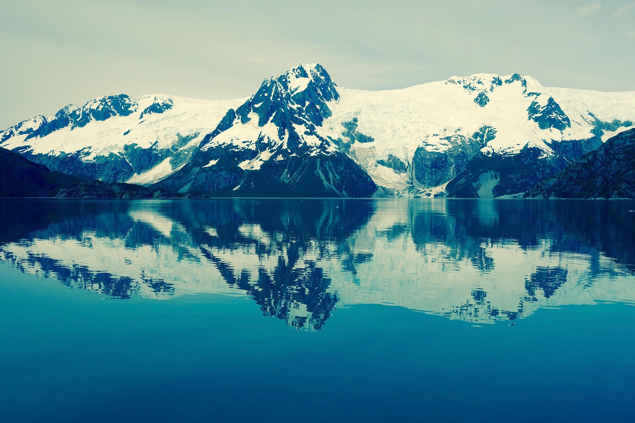 Glacial Legacy: How Ice Shaped the Coastline (image credits: pixabay)