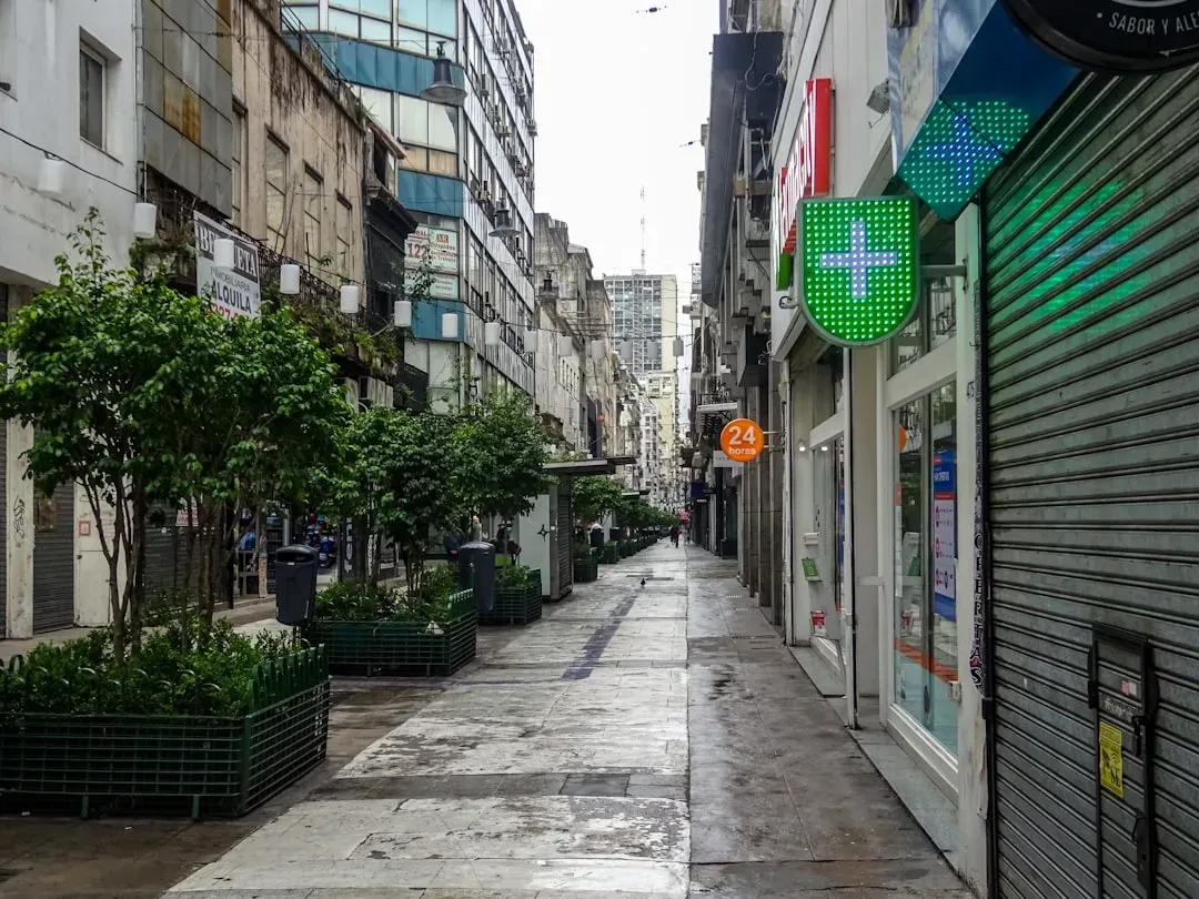 Walgreens Shuts Down Dozens (Image Credits: Unsplash)