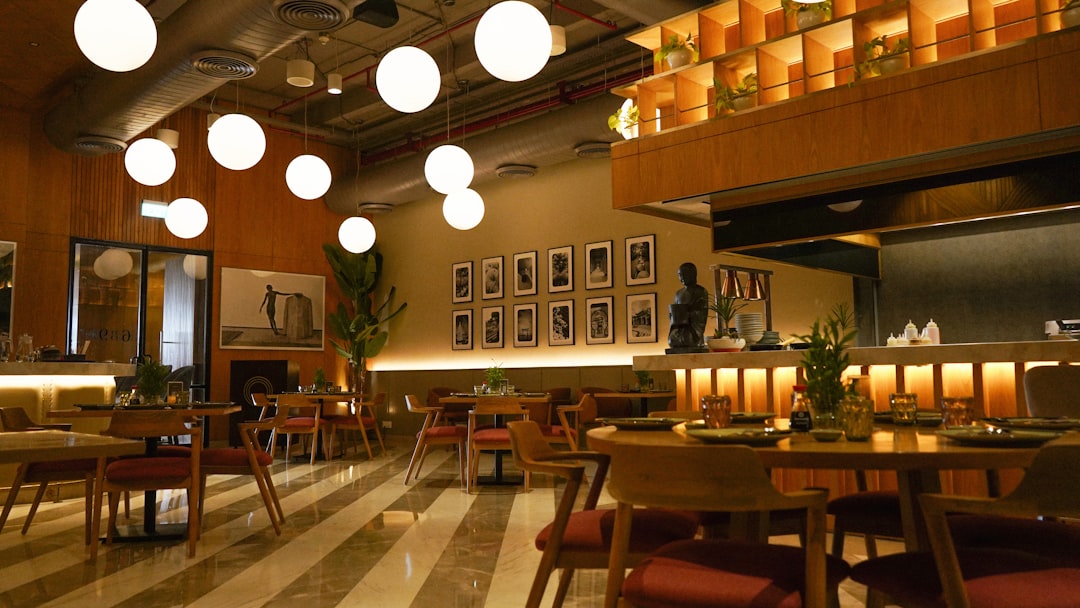 TGI Fridays Charts New Course Under Familiar Leadership (Image Credits: Unsplash)