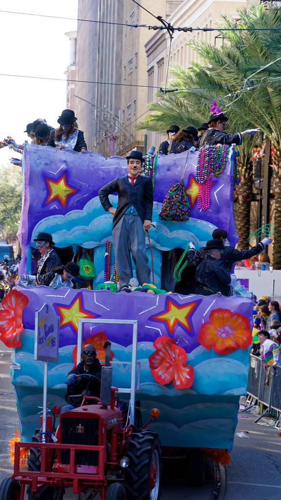 The Secret Societies That Rule Carnival (image credits: flickr)