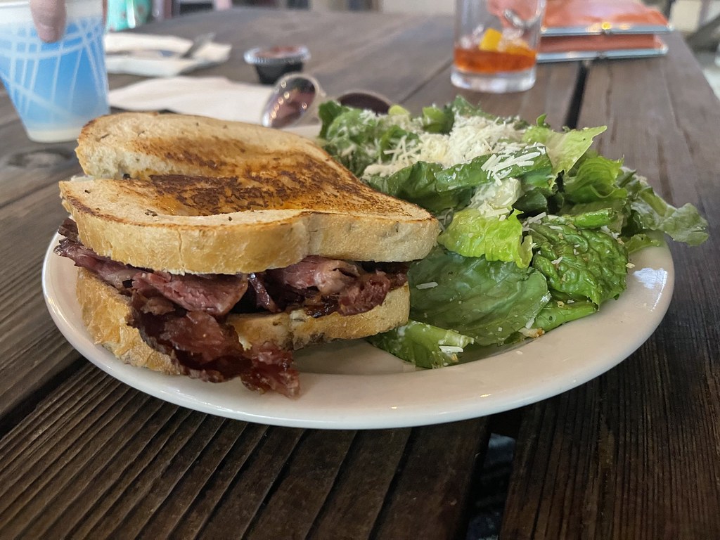 The Reuben: From Deli Counter to Trendy Gastropub (image credits: flickr)