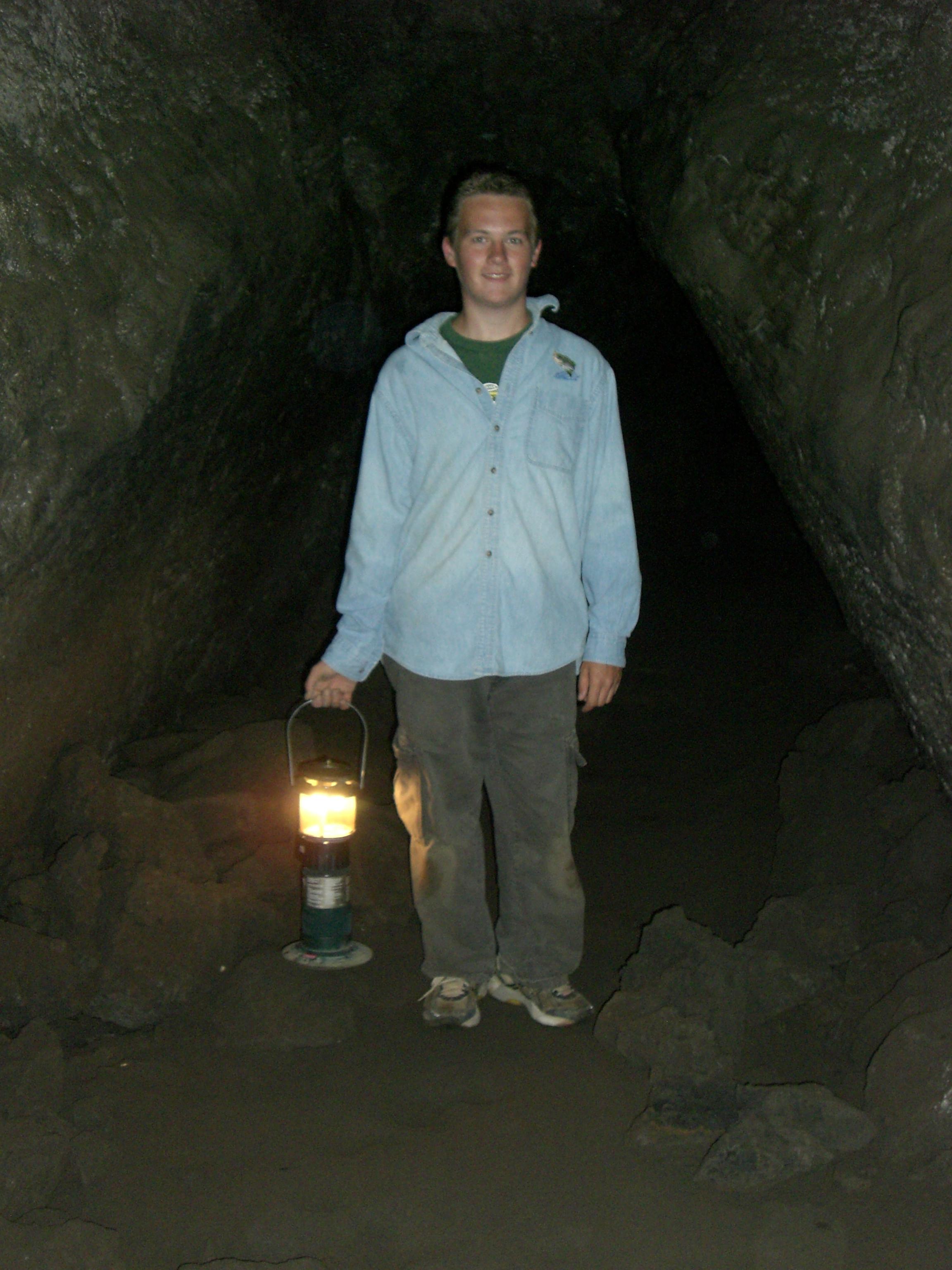 Clay Cave - The Less Commercialized Underground Experience (image credits: wikimedia)