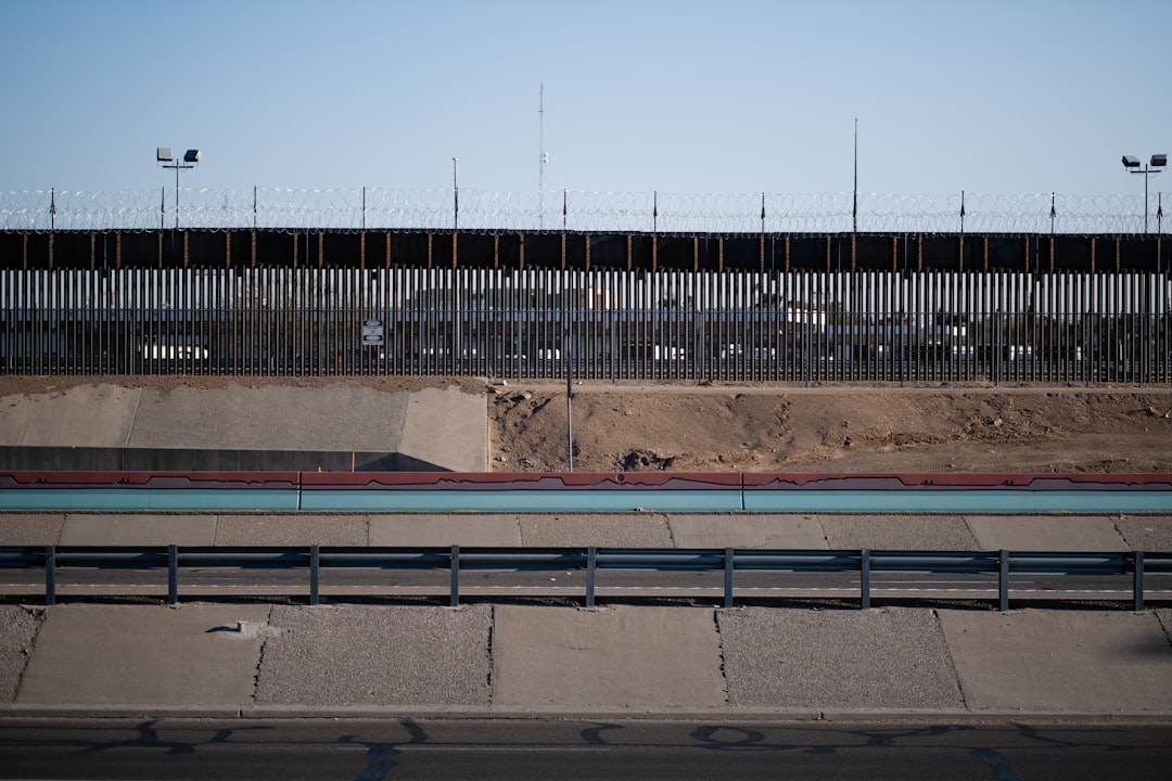 Federal Asylum Processing Blocked by Courts (image credits: unsplash)