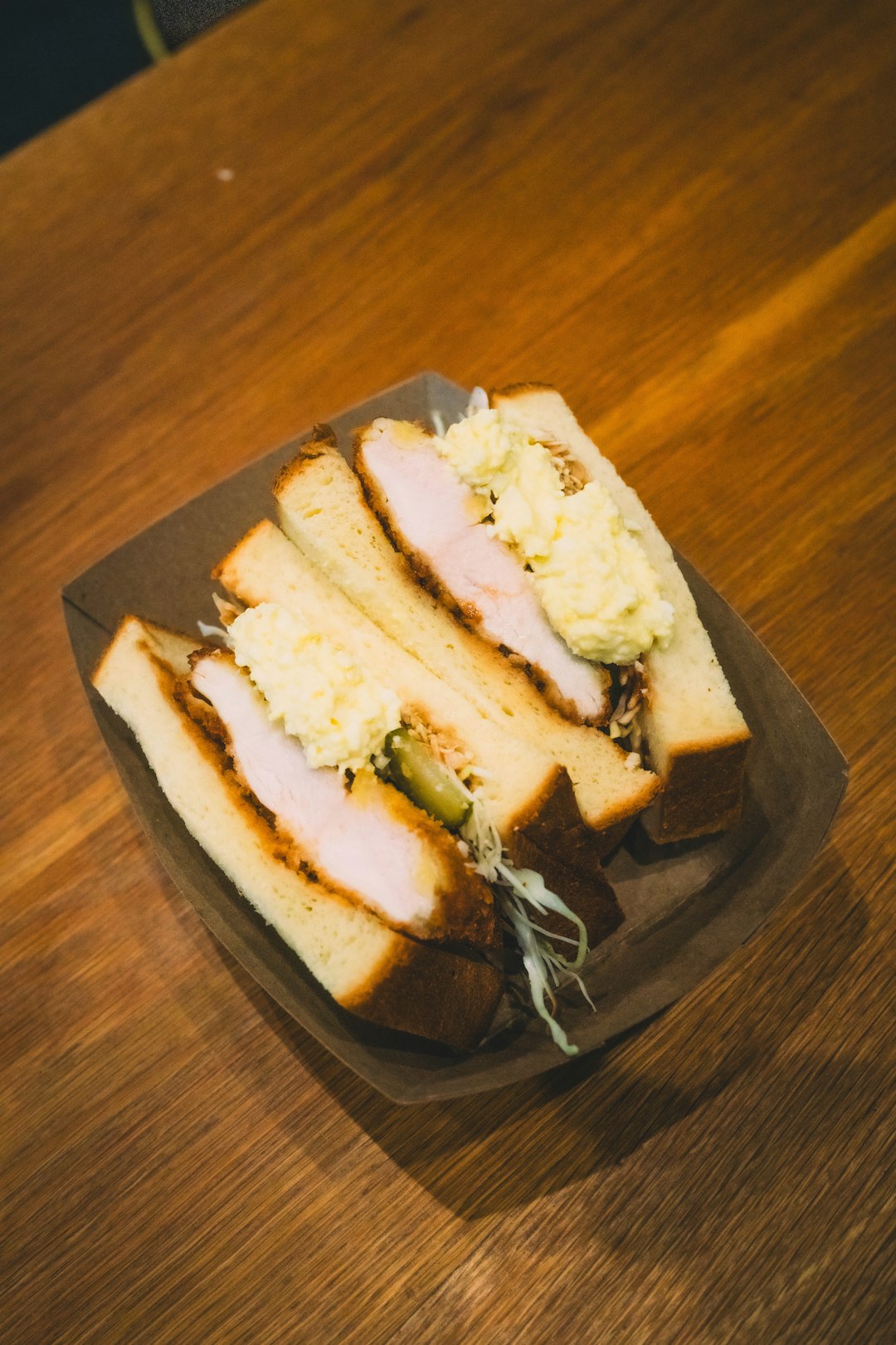 The Breaded Pork Tenderloin - Indiana's Oversized Marvel (Image Credits: Unsplash)